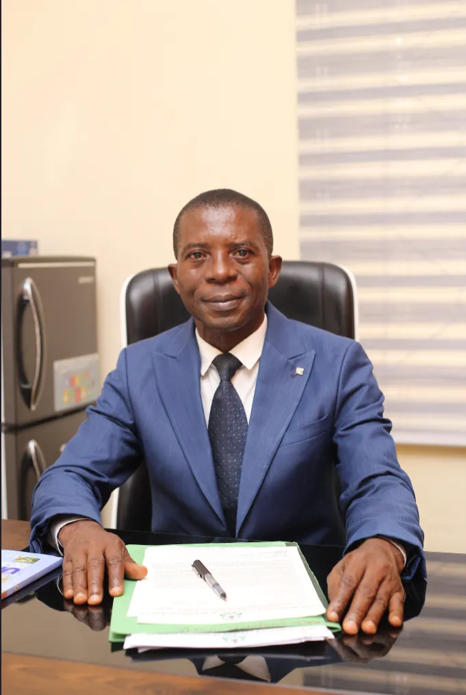 Registrar